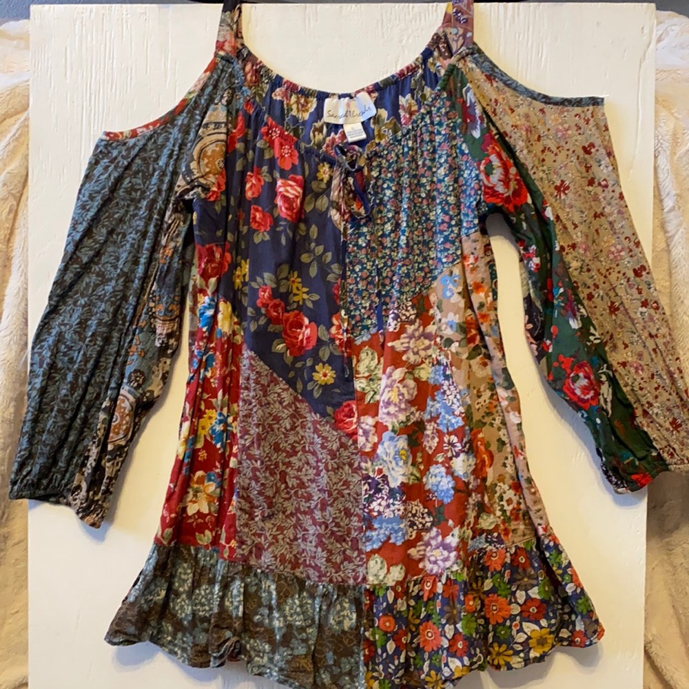Women’s Patched Blouse
